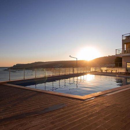 Lovely Sea View Apartment Сесимбра Екстериор снимка