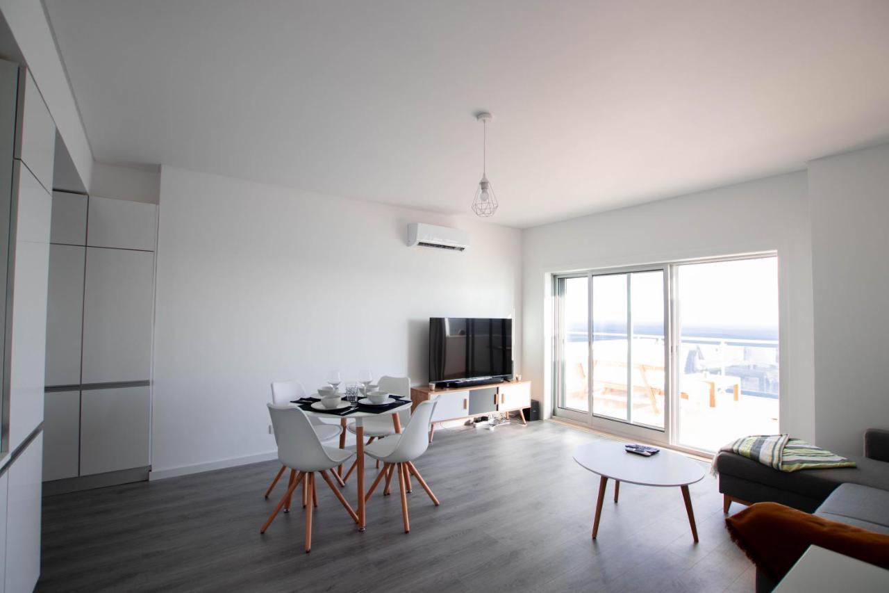 Lovely Sea View Apartment Сесимбра Екстериор снимка