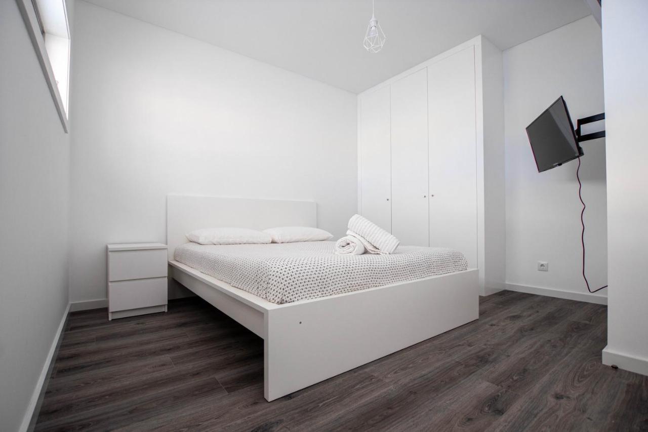 Lovely Sea View Apartment Сесимбра Екстериор снимка